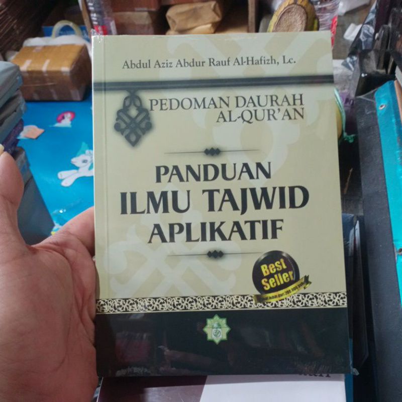 Jual Buku Panduan Ilmu Tajwid Aplikatif By Abdul Aziz Abdur Rauf Al Hafizh Lc Shopee Indonesia