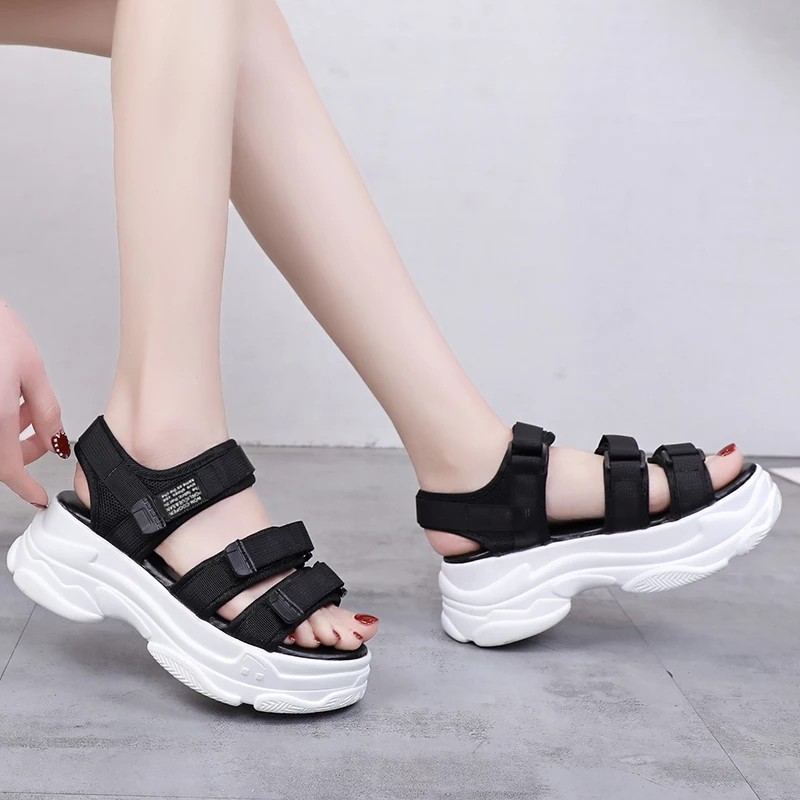 Sandal wedges di on sale shopee