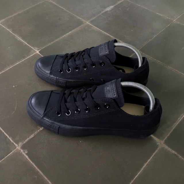 Converse low deals full black