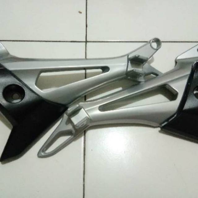 Jual Plat Footstep Dudukan Step Belakang Supra X Double Disc