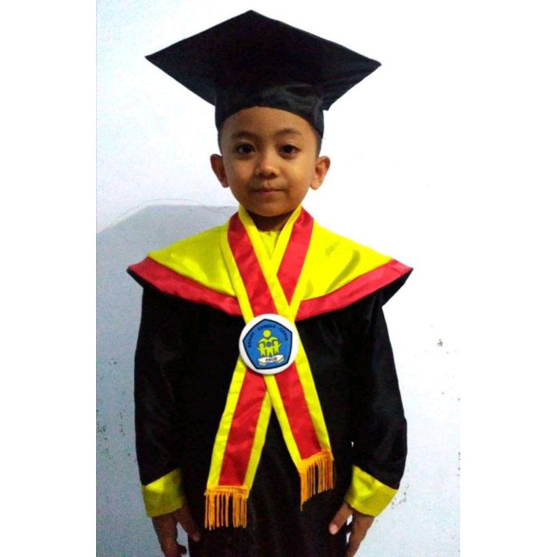 Jual BAJU WISUDA ANAK / SET WISUDA / ASESORIS WISUDA ANAK | Shopee