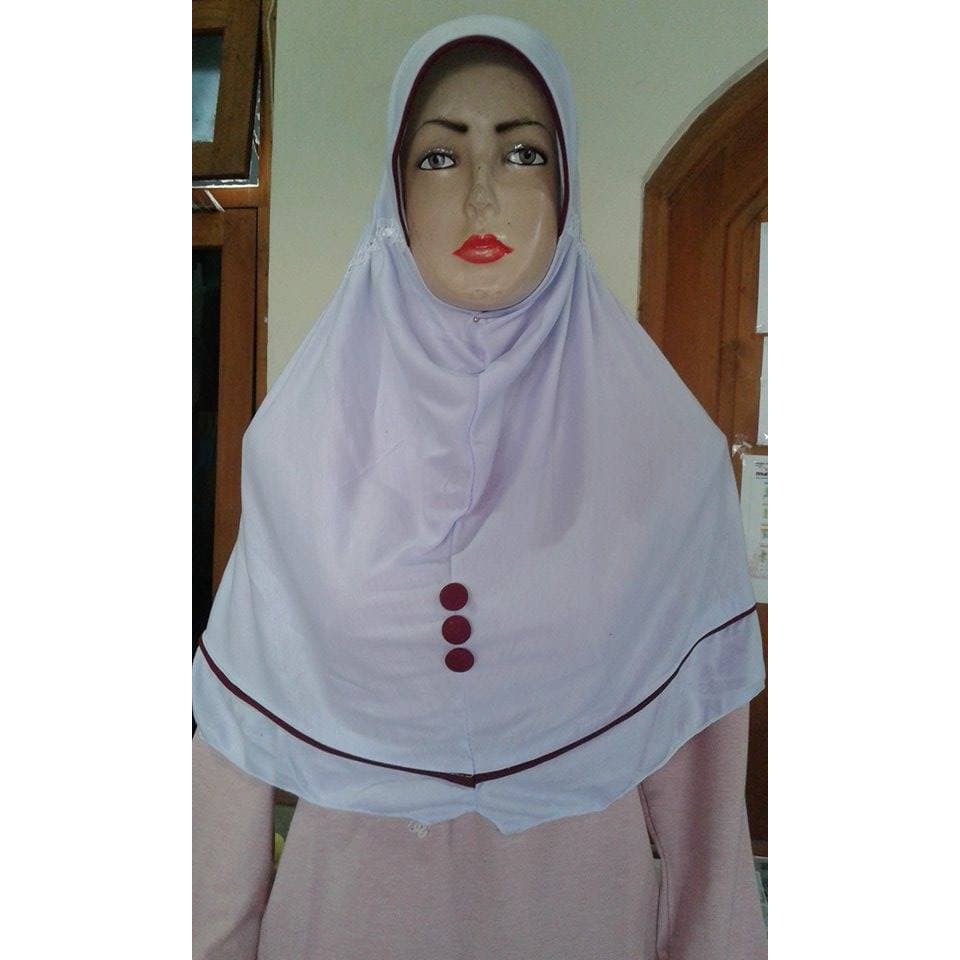 Nikmat yang Bisa Dirasakan Sepongan Cewek Jilbab Kacamata.