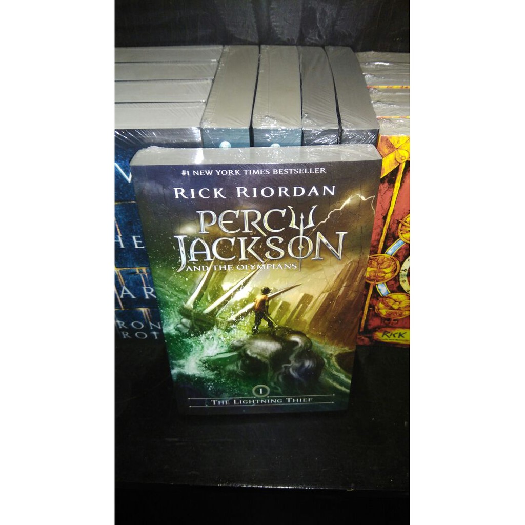 Jual The Lightning Thief : Percy Jackson and The Olympians - Rick ...