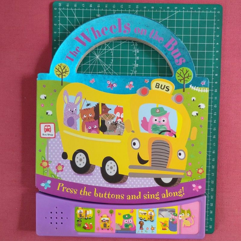Jual The wheels on the bus. sound book | Shopee Indonesia