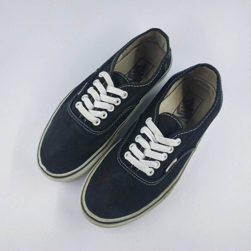 Jual Sepatu Sneakers Kets VANS Authentic BW 39 Second Original Ori