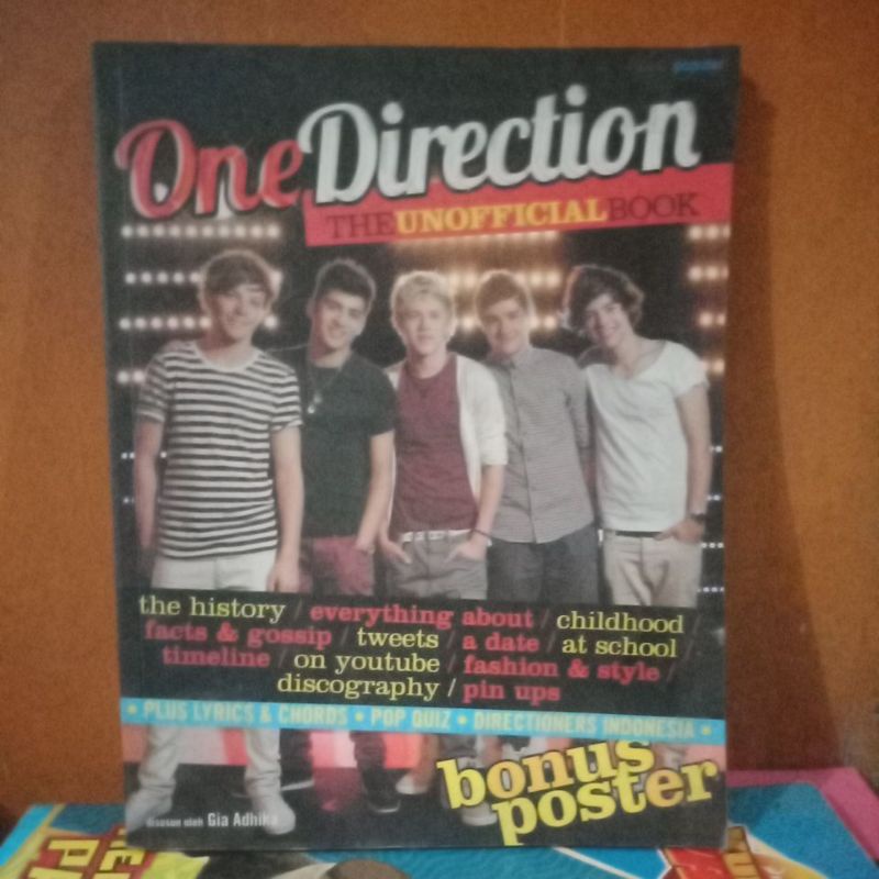 Jual buku musik : One direction the unofficial book | Shopee Indonesia