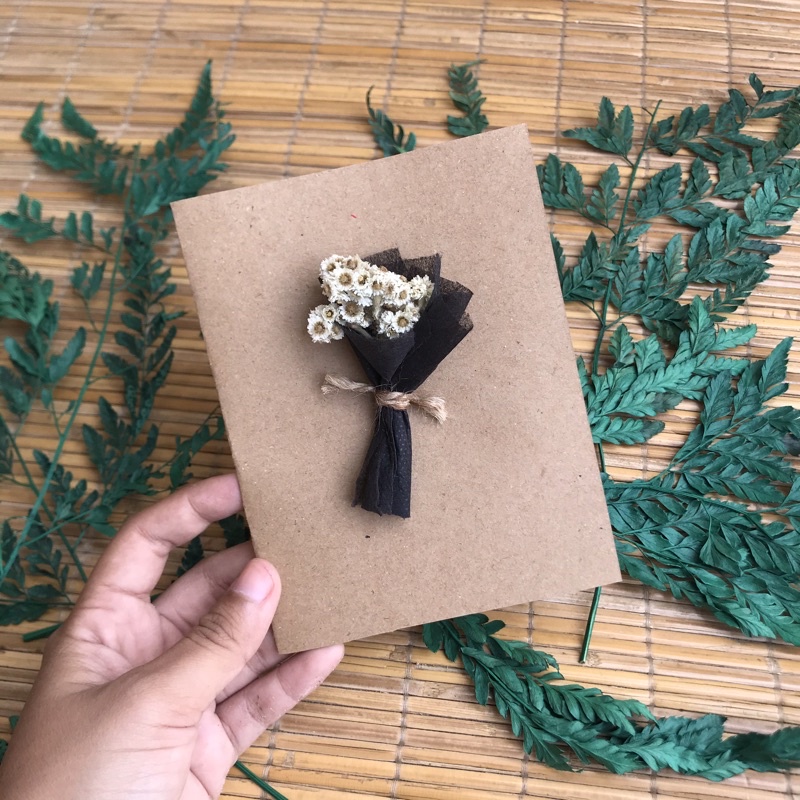 Jual Kartu Ucapan Bucket Bunga Kering / Greeting Card Bunga Kering ...