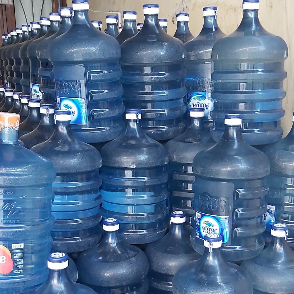 Jual Aqua Galon 19 L Liter galon dan isinya Bandung Shopee Indonesia