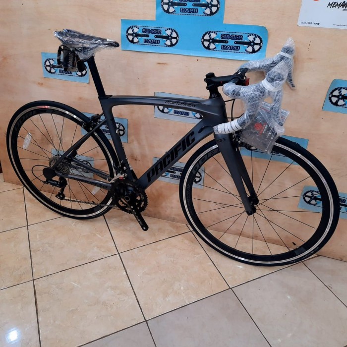 Pacific carbon hot sale road bike