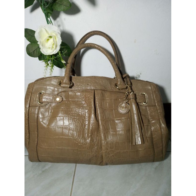 Olivia lauren bag hot sale