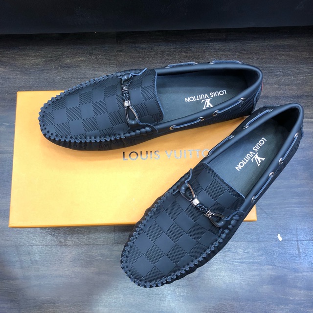 Sepatu loafers 2025 pria branded