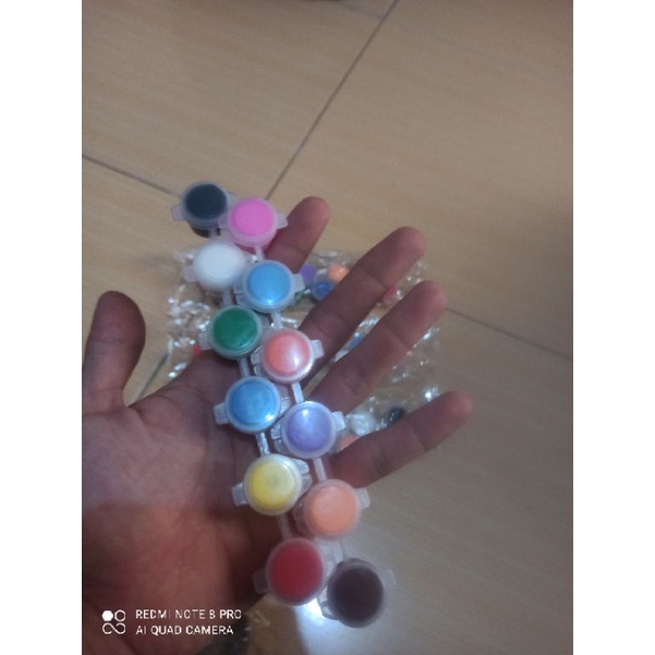 Jual Cat Akrilik Acrylic Lukis Set 12/3 ML / Kemasan Mini Pot 12 Warna ...
