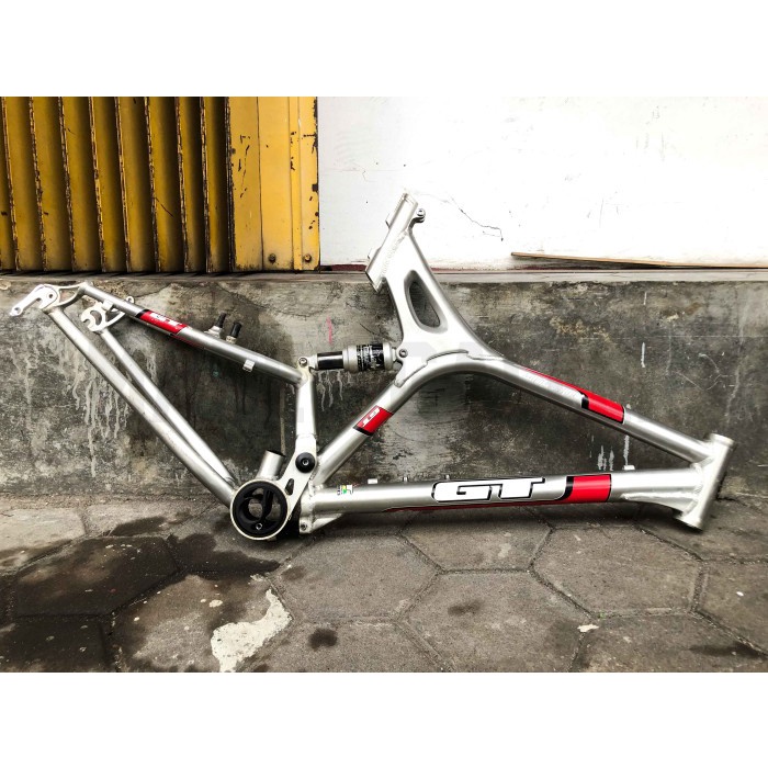 frame fullsus 26