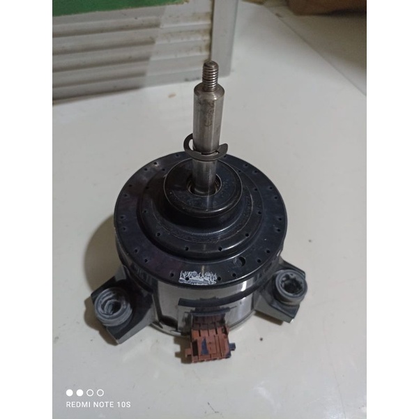 Jual MOTOR FAN INDOR AC DAIKIN VRV 3 D30A38B DINAMO FAN INDOR AC