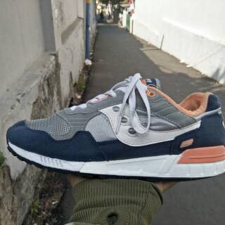Jual saucony shadow sales