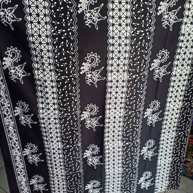 Jual Batik Khas Banyuwangi Motif Kopi Pecah Hitam Putih Shopee Indonesia