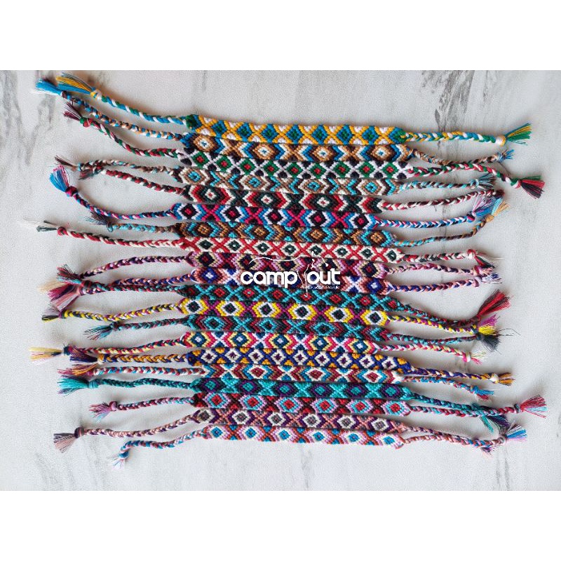 Jual Gelang Rajut Khas Lombok Etnik - Gelang Rajutan Anyaman Benang ...