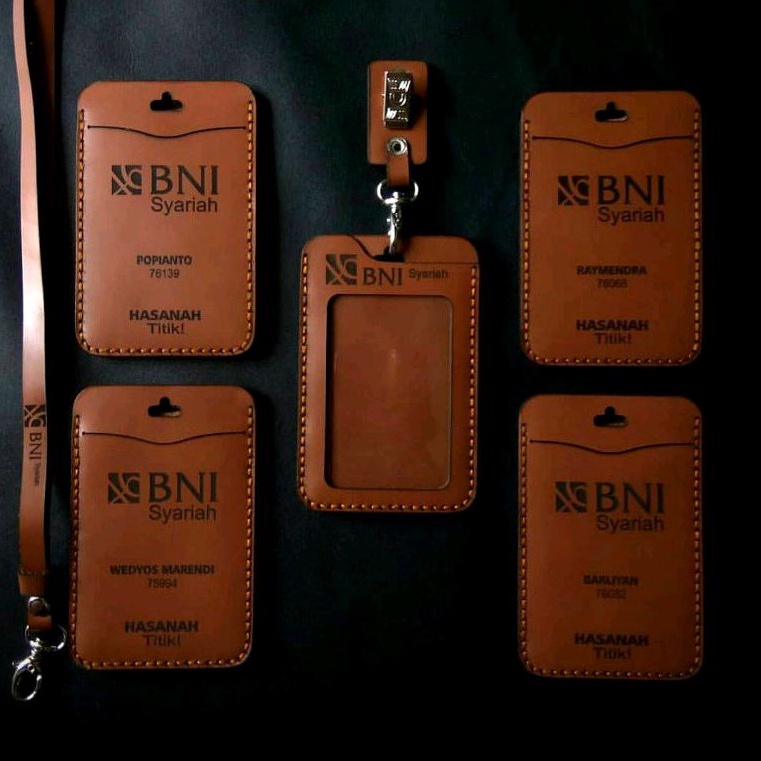 Jual NAME TAG ID CARD HOLDER KULIT CUSTOM LOGO ID CARD KULIT ASLI