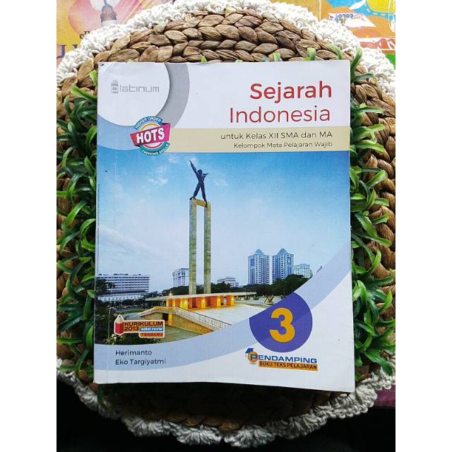 Jual SEJARAH INDONESIA KELAS 12 SMA (PLATINUM) | Shopee Indonesia