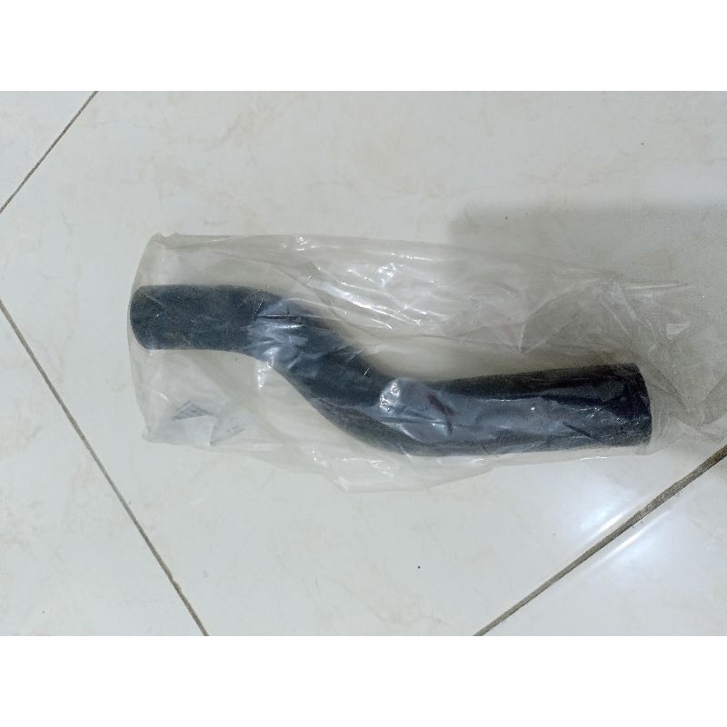 Jual Selang Radiator Hose atas Honda Jazz RS GK5 th 2014 up. ATAS ...