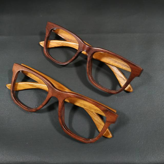 Kacamata Kayu