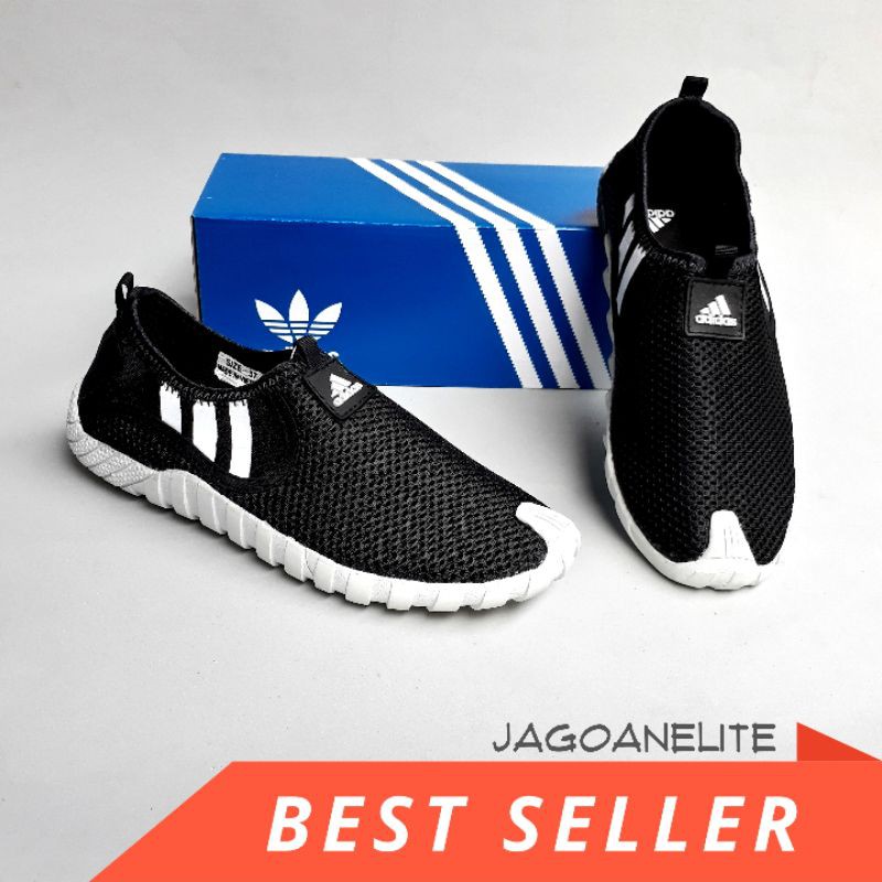 Sepatu Sepeda Gowes Wanita Adidas Jawpaw Slip On Sepatu slip on wanita
