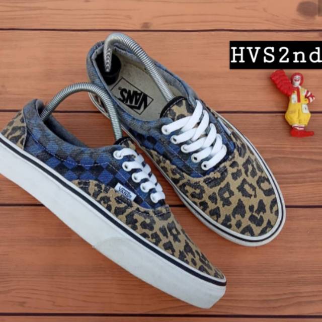 Vans van hotsell doren leopard