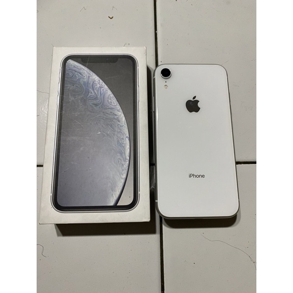 Jual IPHONE XR 64gb GARANSI RESMI ibox | Shopee Indonesia