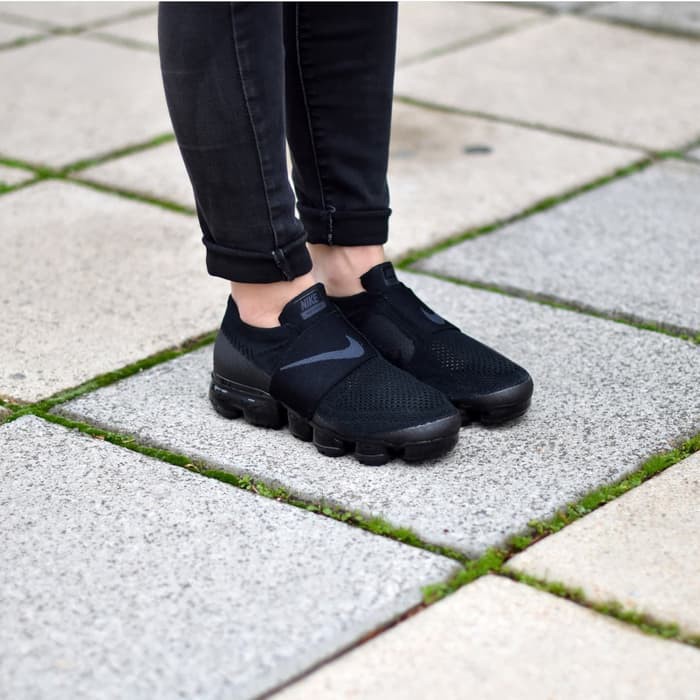 Air vapormax moc triple noir hotsell