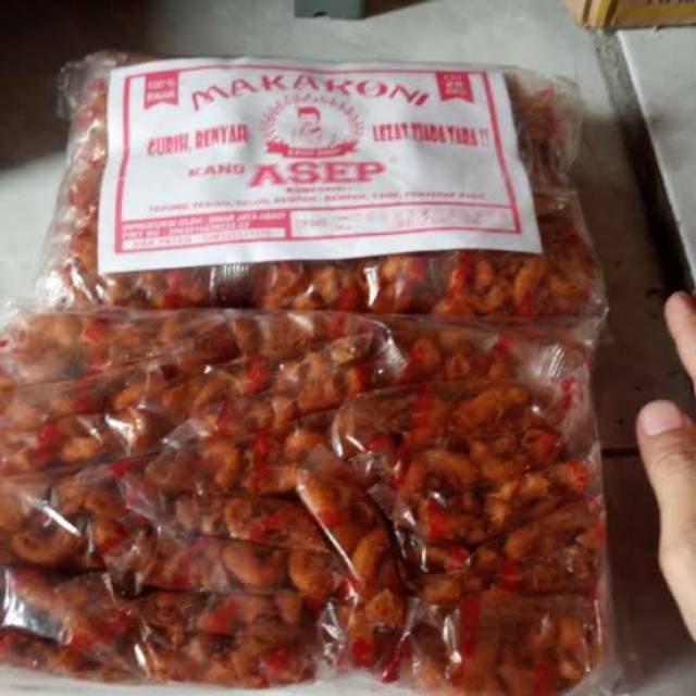 Jual Cemilan Makaroni Pedas Renyah Jajanan Viral Enak & Murah / Snack ...