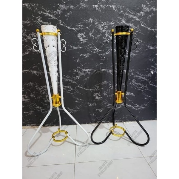 Jual Pot standing besi import vas corong besi vas bunga sudut | Shopee ...