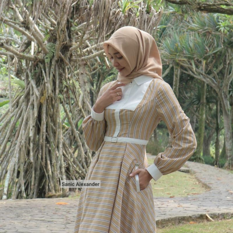Jual Arumi dress by sanic alexander | Shopee Indonesia
