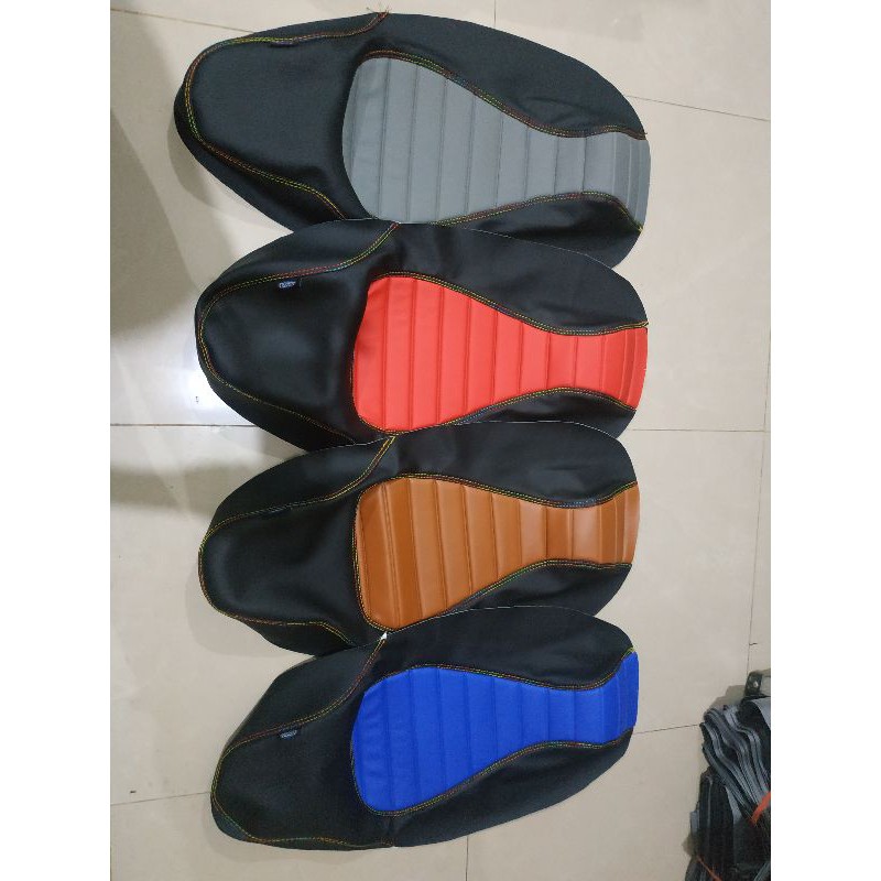 Jual Kulit jok motor model cafe racer Scoopy Vario BEAT. | Shopee Indonesia