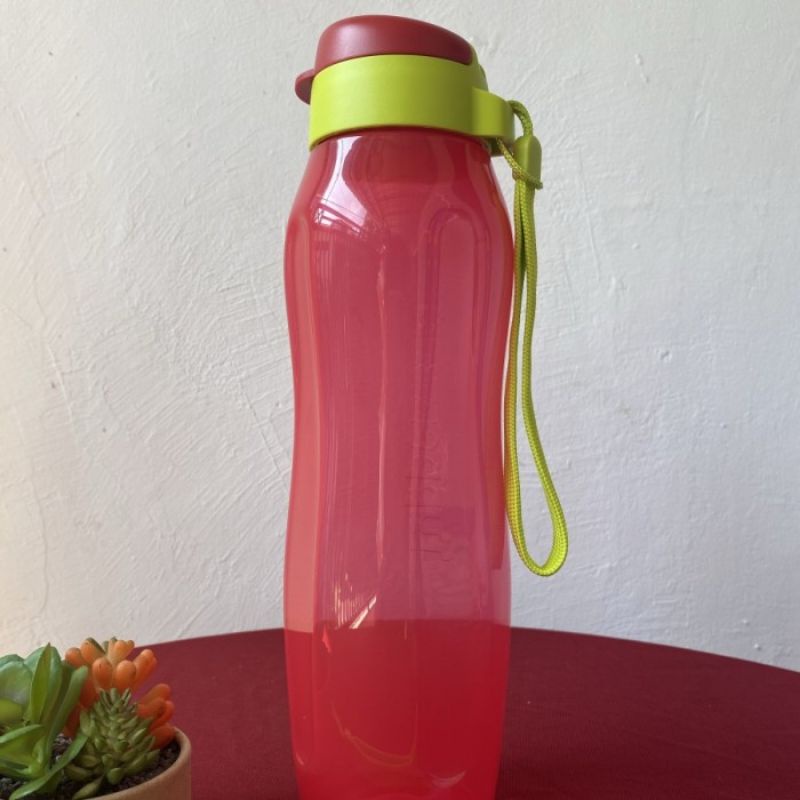 Jual Eco Bottle 1 liter merah by Tupperware (HK120K) | Shopee Indonesia