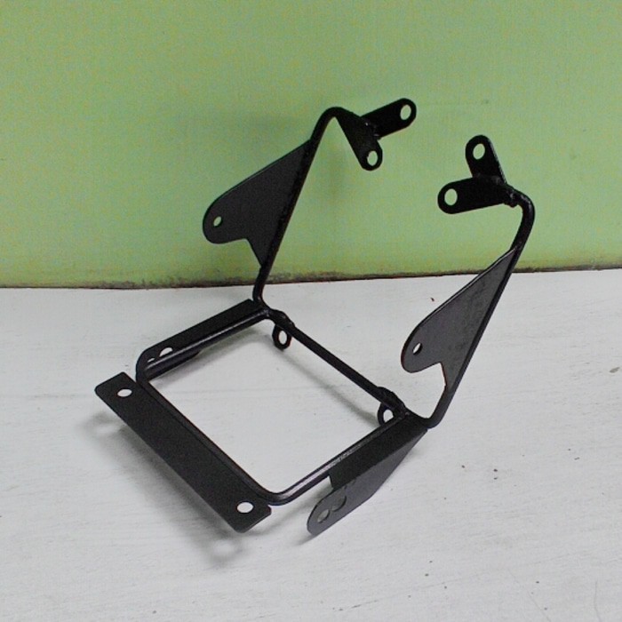 Jual BREKET LAMPU DEPAN (HEADLAMP) HONDA TIGER REVO MEGAPRO PRIMUS