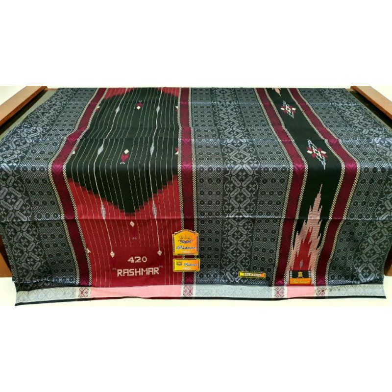 Jual Sarung Tenun Sutra Spunsilk Samarinda Rashmar 420 bukn bhs sgf mpm ...