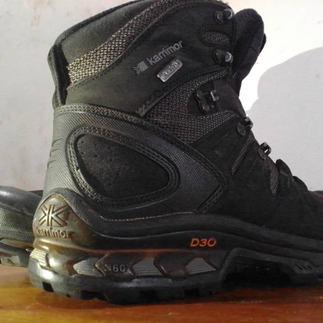 Karrimor d30 boots hotsell