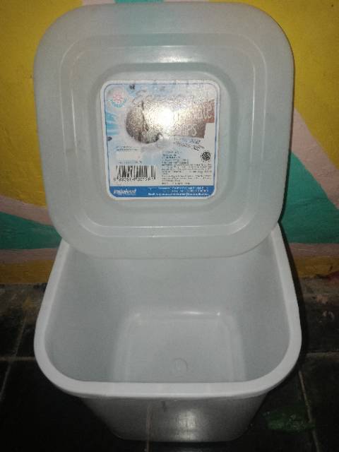 Jual EMBER / BOX ES KRIM / STORAGE 8 L ² (TANGAN PERTAMA) | Shopee ...