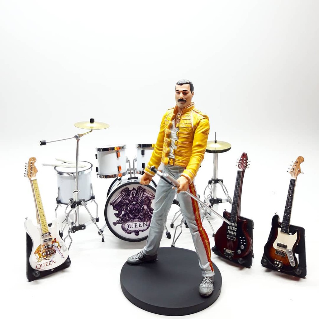 Jual QUEEN FREDDIE MERCURY Action Figure 