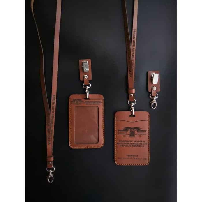 Jual ID CARD NAME TAG HOLDER KULIT SAPI ASLI FREE CUSTOM LOGO INTANSI ...