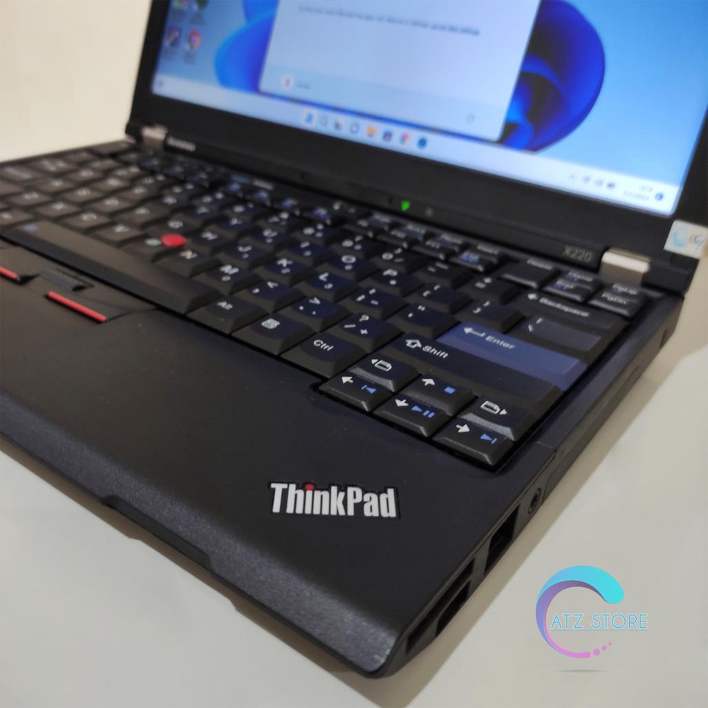 快適動作！ThinkPad X220 Core i5/メモリ8G/SSD128G あも