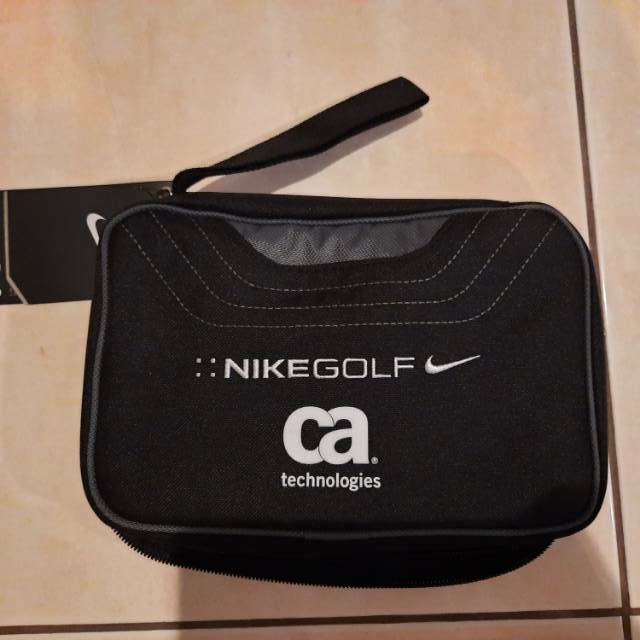 Nike best sale golf pouch