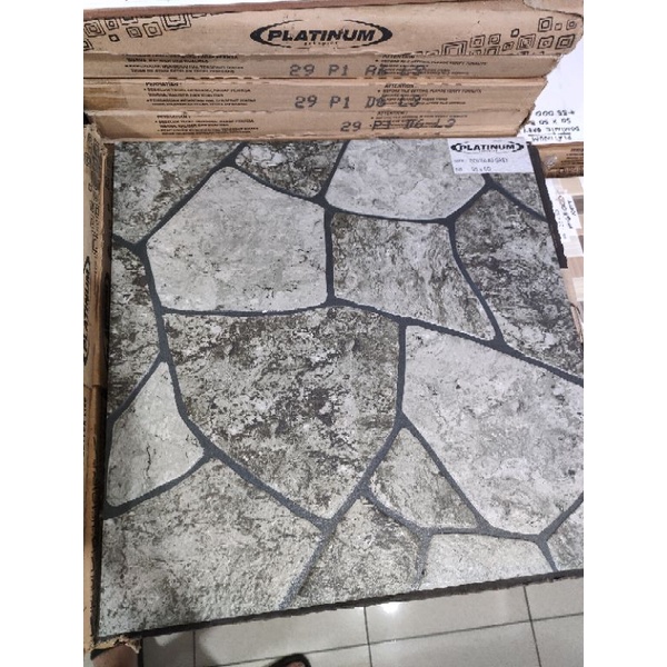 Jual Keramik Lantai Motif Batu Platinum Douglas Brown Grey X Kw Dus Shopee Indonesia