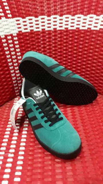 adidas gazelle tosca black