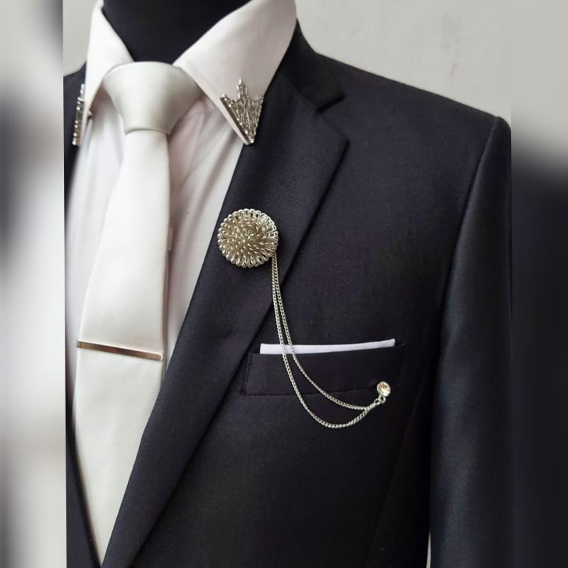 Jual Lapel pin rantai/bros rantai jas - bunga rantai | Shopee Indonesia