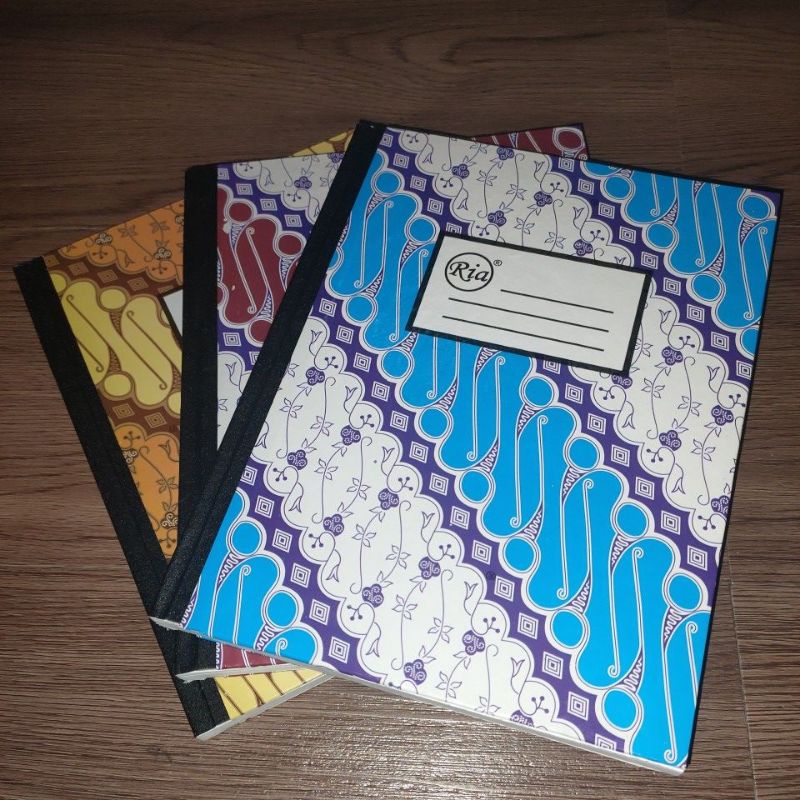 Jual Buku hard Cover Ria Ukuran Kwarto isi 100 lembar | Shopee Indonesia