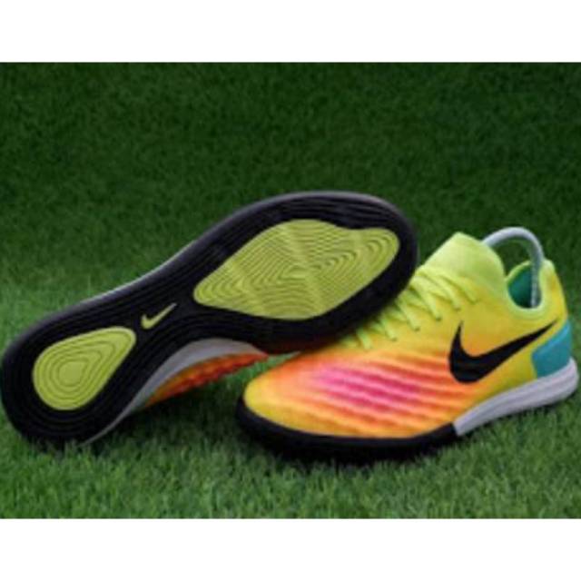 Harga nike 2025 magista futsal