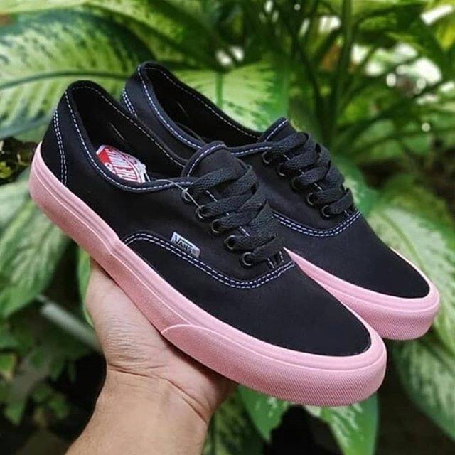 Vans authentic outlet black pink