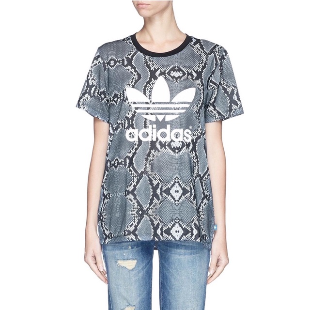 Jual Adidas big logo snake print tshirt original Shopee Indonesia