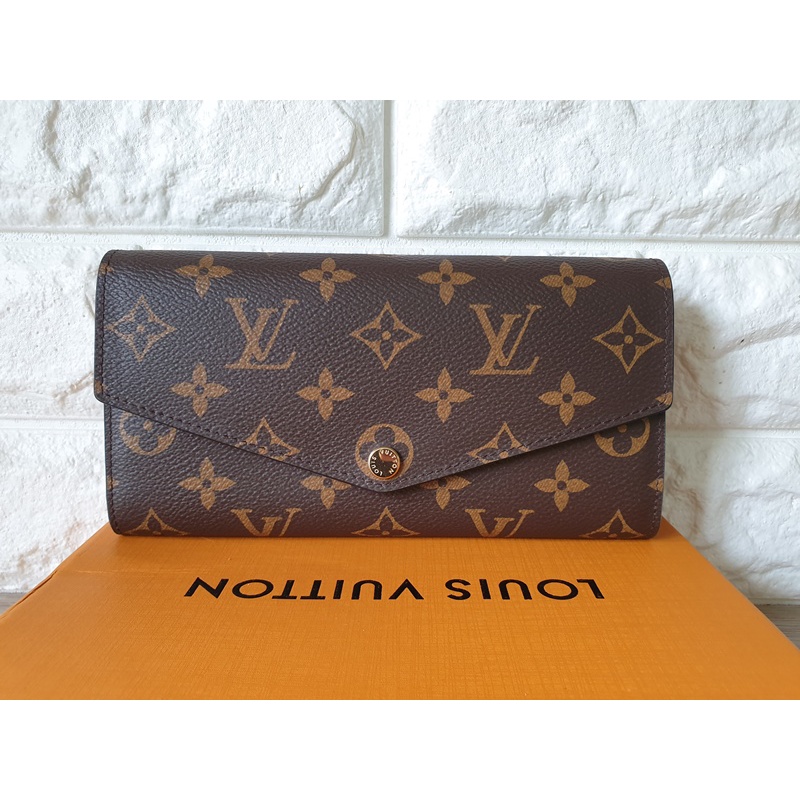 Jual Louis Vuitton LV Long Wallet Women Sarah Monogram in Brown - Kota  Surabaya - Gleecious Bags (pm)